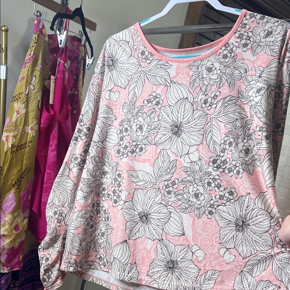 Johnny Was Active Pink/Black Floral Long-Sleeve Tee Boho Casual Blosue - Picture 8 of 8